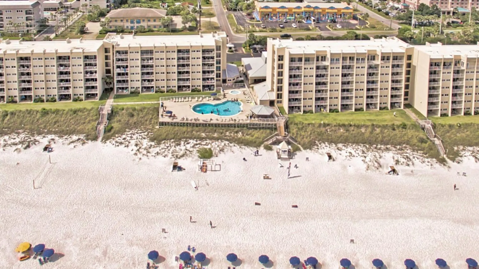 Apartment Beach House Condominiums B404 - Beachfront With Pool, Wifi, & Beach Service Destin United States