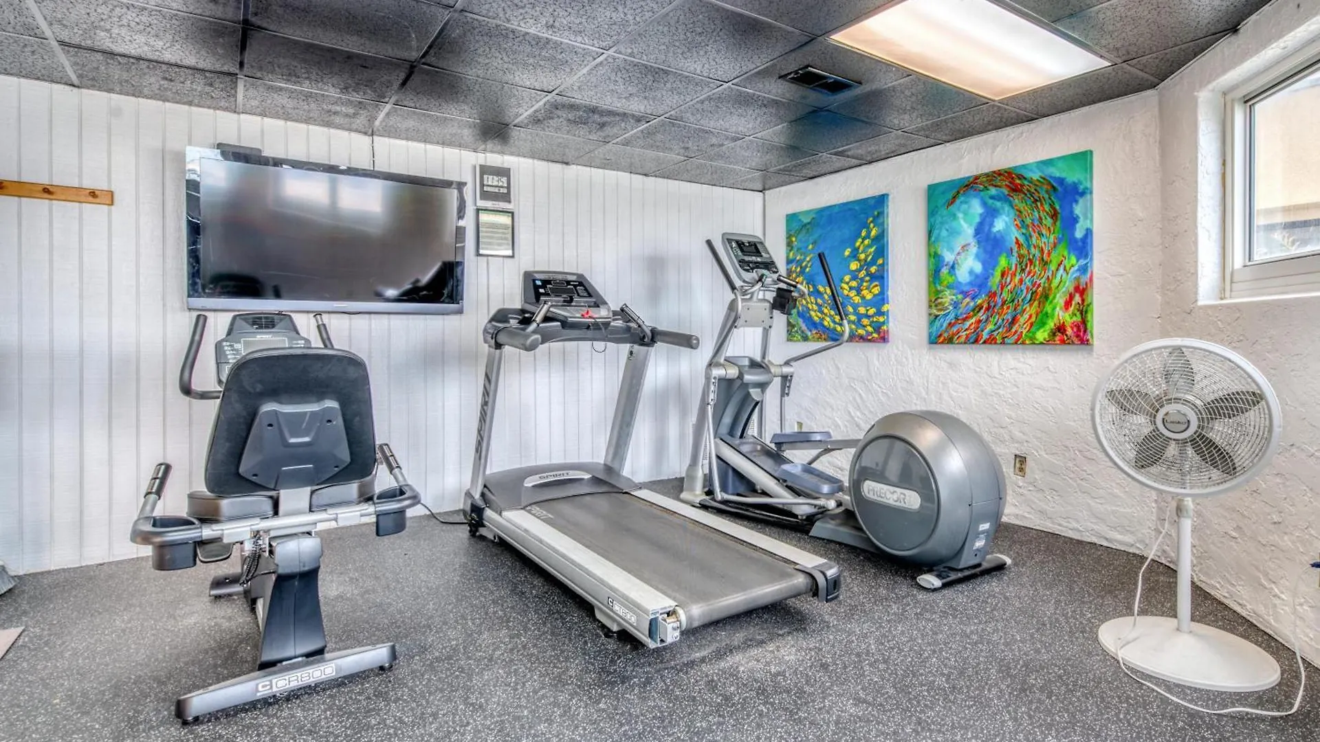 Apartment Beach House Condominiums B404 - Beachfront With Pool, Wifi, & Beach Service Destin
