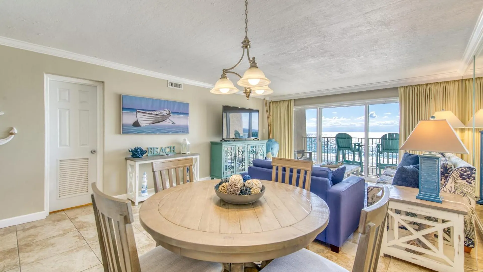 Beach House Condominiums B404 - Beachfront With Pool, Wifi, & Beach Service Destin